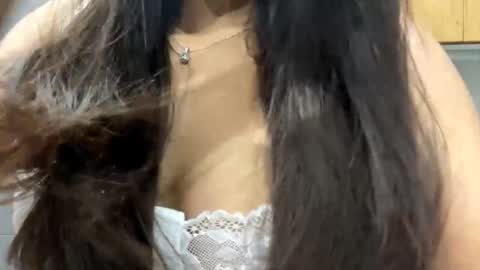 Mia online show from 02/13/26, 05:42