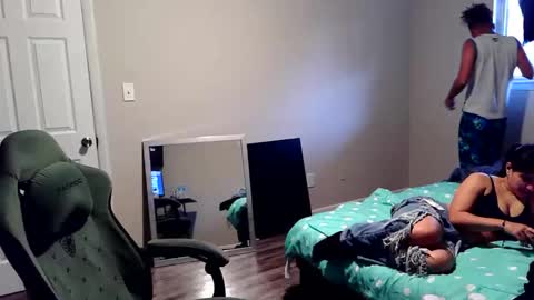 mifriend1998 online show from 03/11/26, 11:11