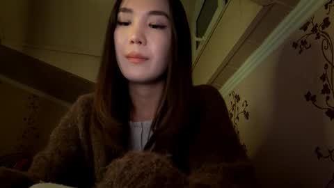 Snapshot of migdaliafenlon chatting on 11/06/25, 03:24 Nova online show from 11/06/25, 03:24