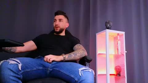 MightyAaron online show from 02/13/25, 05:58