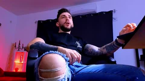 MightyAaron online show from 01/19/26, 05:44