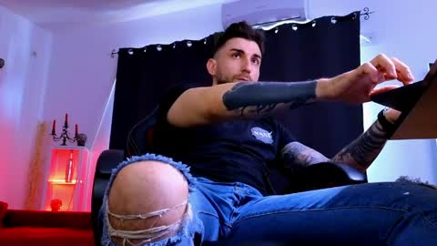 MightyAaron online show from 03/27/26, 08:26