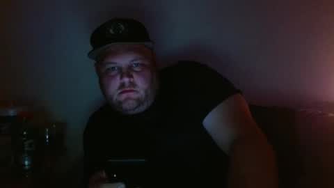 Miggy online show from 10/05/25, 03:27