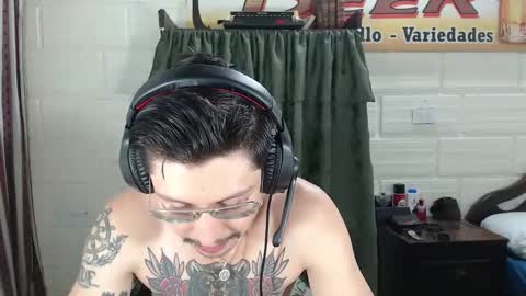 Snapshot of miguel__98 chatting on 04/02/26, 04:21 Miguel Independent Model online show from 04/02/26, 04:21