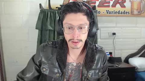 Snapshot of miguel__98 chatting on 04/17/26, 06:38 Miguel Independent Model online show from 04/17/26, 06:38