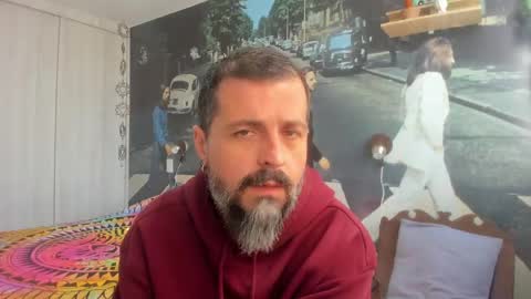 Snapshot of miguel_angeel_ chatting on 05/09/26, 01:27 Miguel Angel online show from 05/09/26, 01:27