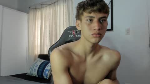 Miguel Hernandez online show from 02/26/25, 02:57