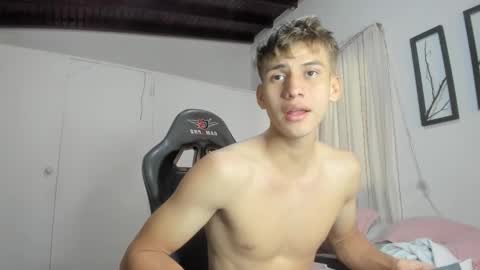 Miguel Hernandez online show from 03/04/25, 04:41