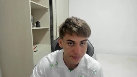 Miguel Hernandez online show from 11/21/25, 03:16