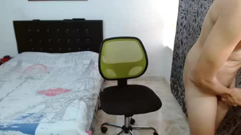 Miguel Eduardo online show from 06/23/26, 04:05