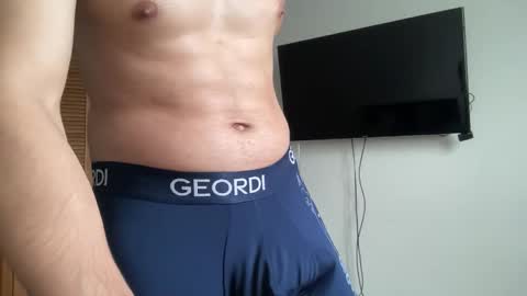Snapshot of miguelmazo193 chatting on 06/04/26, 08:59 miguelmazo193 online show from 06/04/26, 08:59