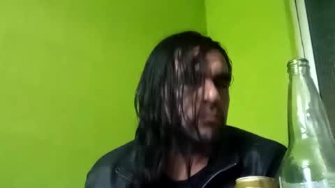 Snapshot of miguelo959250353276 chatting on 10/28/25, 06:17 miguelo959250353276 online show from 10/28/25, 06:17