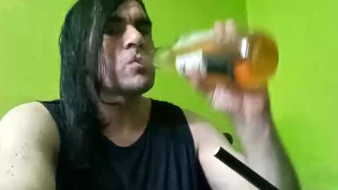 Snapshot of miguelo959250353276 chatting on 11/01/25, 04:58 miguelo959250353276 online show from 11/01/25, 04:58