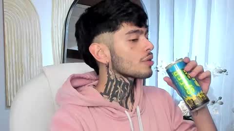 Snapshot of mihailleroy chatting on 03/05/25, 12:27 MIHAIL LEROY finally independent model online show from 03/05/25, 12:27