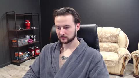 Snapshot of mihasikd chatting on 02/19/25, 10:12 Misha Winchester online show from 02/19/25, 10:12