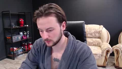 Snapshot of mihasikd chatting on 03/10/25, 10:48 Misha Winchester online show from 03/10/25, 10:48