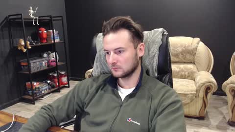 Snapshot of mihasikd chatting on 11/01/25, 05:42 Misha Winchester online show from 11/01/25, 05:42