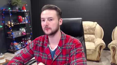 Snapshot of mihasikd chatting on 01/12/26, 05:29 Misha Winchester online show from 01/12/26, 05:29