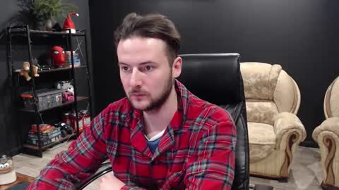 Snapshot of mihasikd chatting on 01/13/26, 06:18 Misha Winchester online show from 01/13/26, 06:18