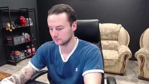 Snapshot of mihasikd chatting on 02/02/26, 12:37 Misha Winchester online show from 02/02/26, 12:37