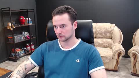 Snapshot of mihasikd chatting on 02/03/26, 09:58 Misha Winchester online show from 02/03/26, 09:58