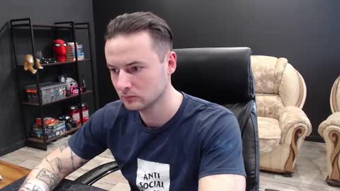 Snapshot of mihasikd chatting on 02/21/26, 11:55 Misha Winchester online show from 02/21/26, 11:55