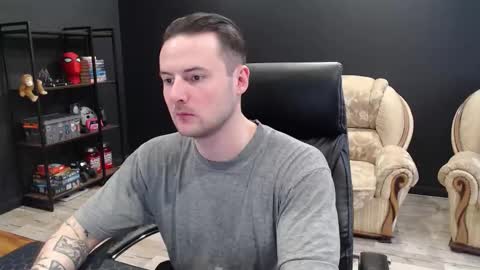 Snapshot of mihasikd chatting on 02/22/26, 10:36 Misha Winchester online show from 02/22/26, 10:36