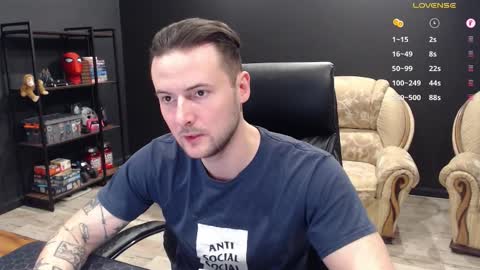 Snapshot of mihasikd chatting on 02/25/26, 01:32 Misha Winchester online show from 02/25/26, 01:32