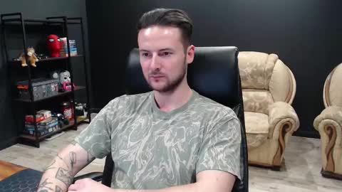 Snapshot of mihasikd chatting on 03/04/26, 06:03 Misha Winchester online show from 03/04/26, 06:03