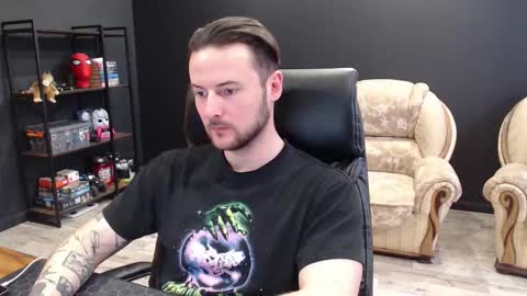 Snapshot of mihasikd chatting on 03/11/26, 09:37 Misha Winchester online show from 03/11/26, 09:37