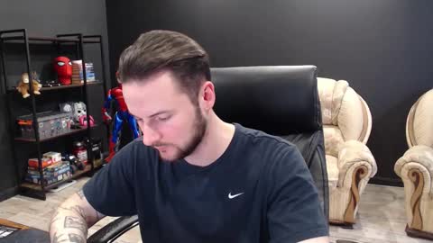 Snapshot of mihasikd chatting on 03/20/26, 10:42 Misha Winchester online show from 03/20/26, 10:42