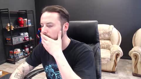 Snapshot of mihasikd chatting on 03/22/26, 11:57 Misha Winchester online show from 03/22/26, 11:57