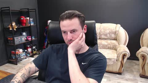 Snapshot of mihasikd chatting on 04/04/26, 01:19 Misha Winchester online show from 04/04/26, 01:19