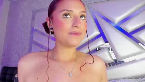 MIA 3 online show from 09/19/25, 04:03