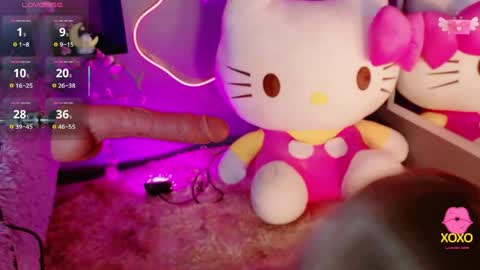 Snapshot of miia__baker chatting on 03/25/26, 12:22 online show from 03/25/26, 12:22