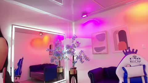 Miia  online show from 03/16/26, 11:03