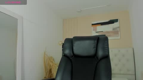 Snapshot of miia_bratz chatting on 02/23/26, 07:33 miia_bratz online show from 02/23/26, 07:33