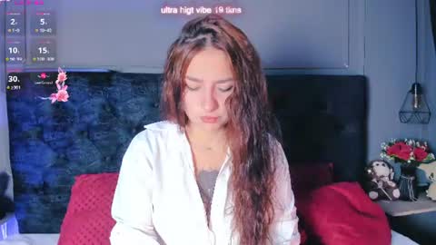miia_moore_ online show from 06/09/26, 12:50