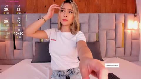 Mia  online show from 03/04/26, 12:11