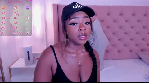 Miia Schwarz  online show from 01/14/25, 01:36