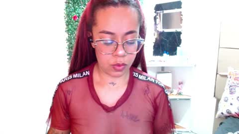 Snapshot of miia_spencer_ chatting on 12/05/24, 06:21 miia online show from 12/05/24, 06:21