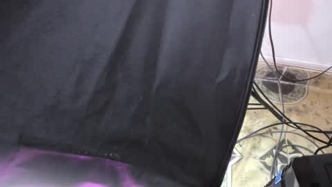 Mia online show from 03/01/25, 04:33