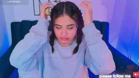 Snapshot of miiaa7_ chatting on 11/16/25, 05:35 Ma is my name I invite you to check out my wish list for my birthday online show from 11/16/25, 05:35