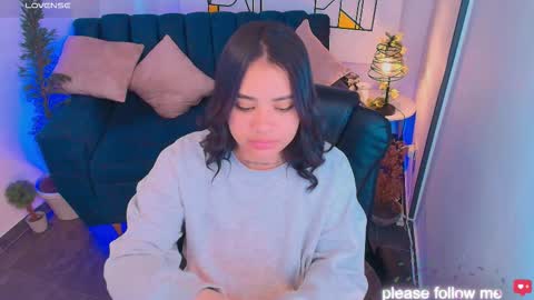 Snapshot of miiaa7_ chatting on 12/14/25, 07:29 Ma is my name I invite you to check out my wish list for my birthday online show from 12/14/25, 07:29