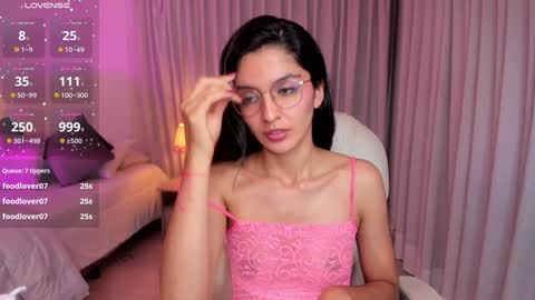 Mia online show from 01/10/25, 07:46