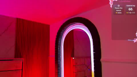 Mia Monroe online show from 12/17/25, 08:15