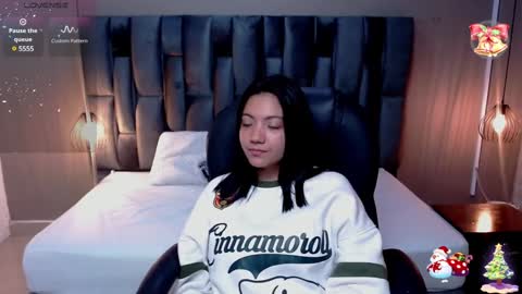 Snapshot of miichael_black chatting on 12/28/24, 03:26 Michael Black online show from 12/28/24, 03:26