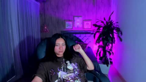 Snapshot of miichael_black chatting on 01/16/25, 04:50 Michael Black online show from 01/16/25, 04:50