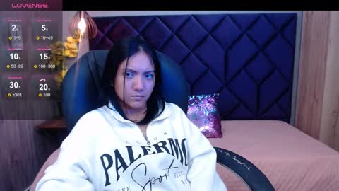 Snapshot of miichael_black chatting on 03/02/25, 08:18 Michael Black online show from 03/02/25, 08:18