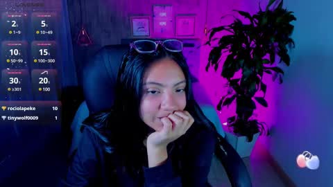 Snapshot of miichael_black chatting on 03/12/25, 01:40 Michael Black online show from 03/12/25, 01:40